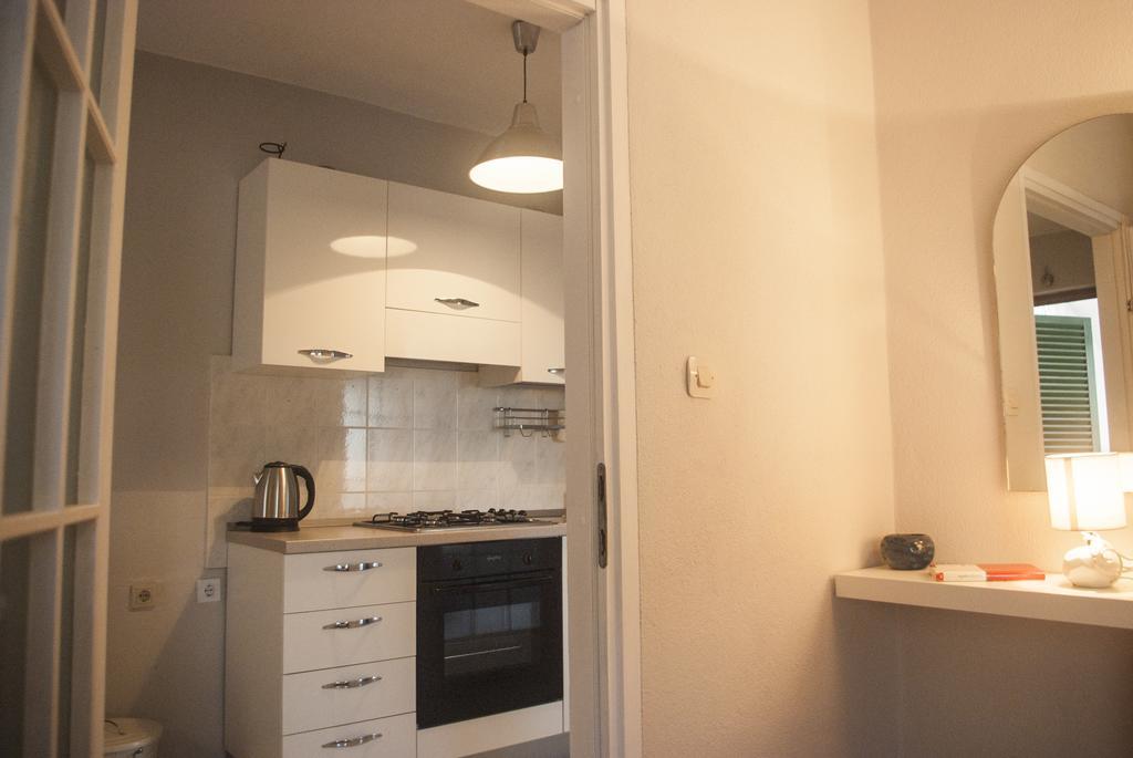 Apartments Vongula Trogir Bagian luar foto
