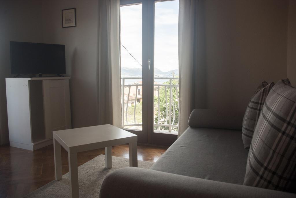 Apartments Vongula Trogir Bagian luar foto