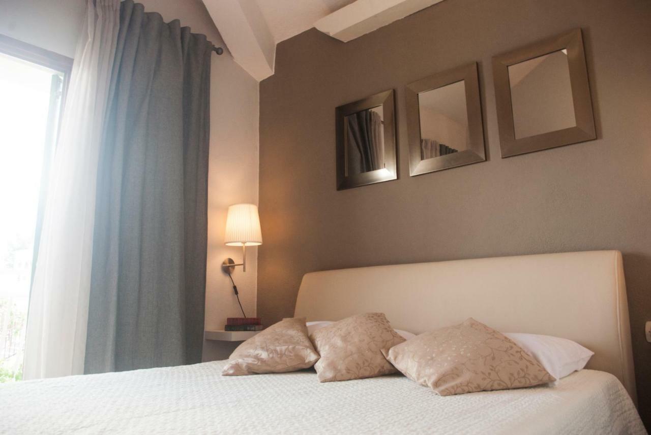 Apartments Vongula Trogir Bagian luar foto